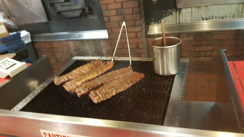 Spring Creek Barbeque | restaurant | 1509 Airport Fwy, Bedford, TX 76021, USA | 8175450184 OR +1 817-545-0184