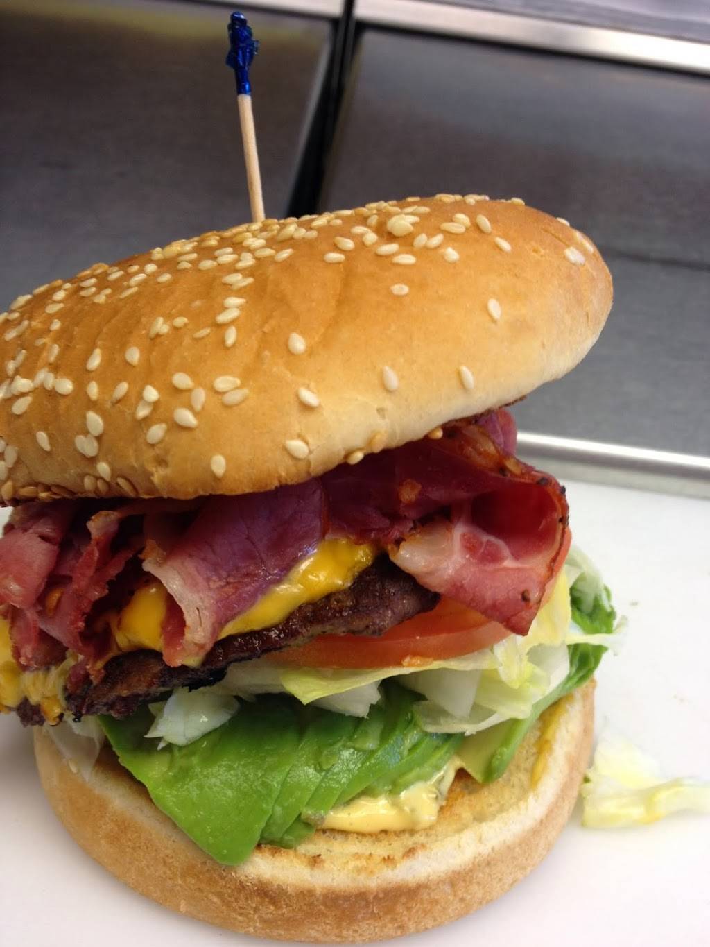 Big Time Burgers | restaurant | 11685 W Magnolia Blvd, North Hollywood, CA 91601, USA | 8185088840 OR +1 818-508-8840
