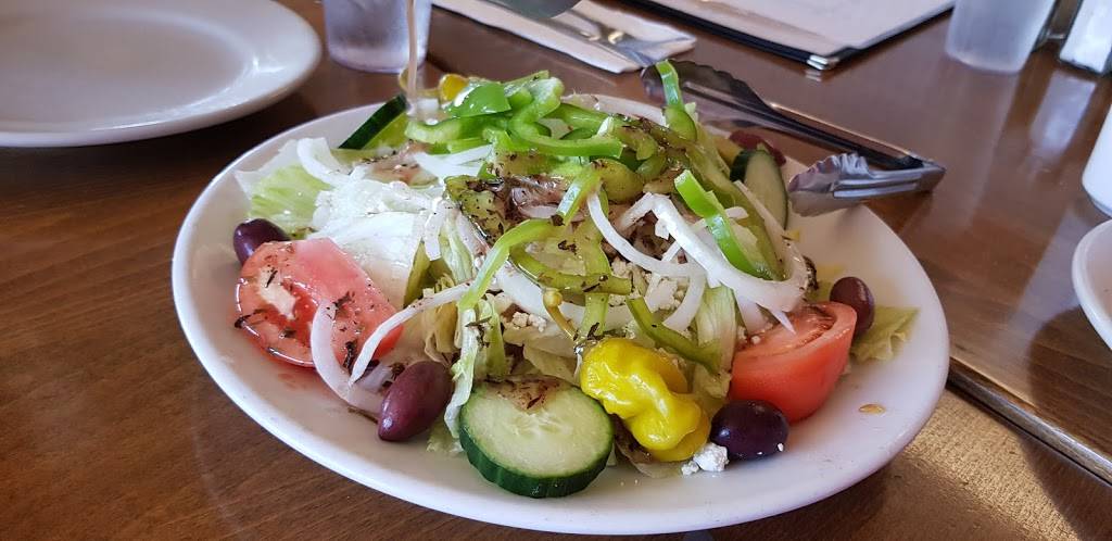 Spiros Pizza & Pasta | restaurant | 18411 Aurora Ave N, Shoreline, WA 98133, USA | 2065462900 OR +1 206-546-2900