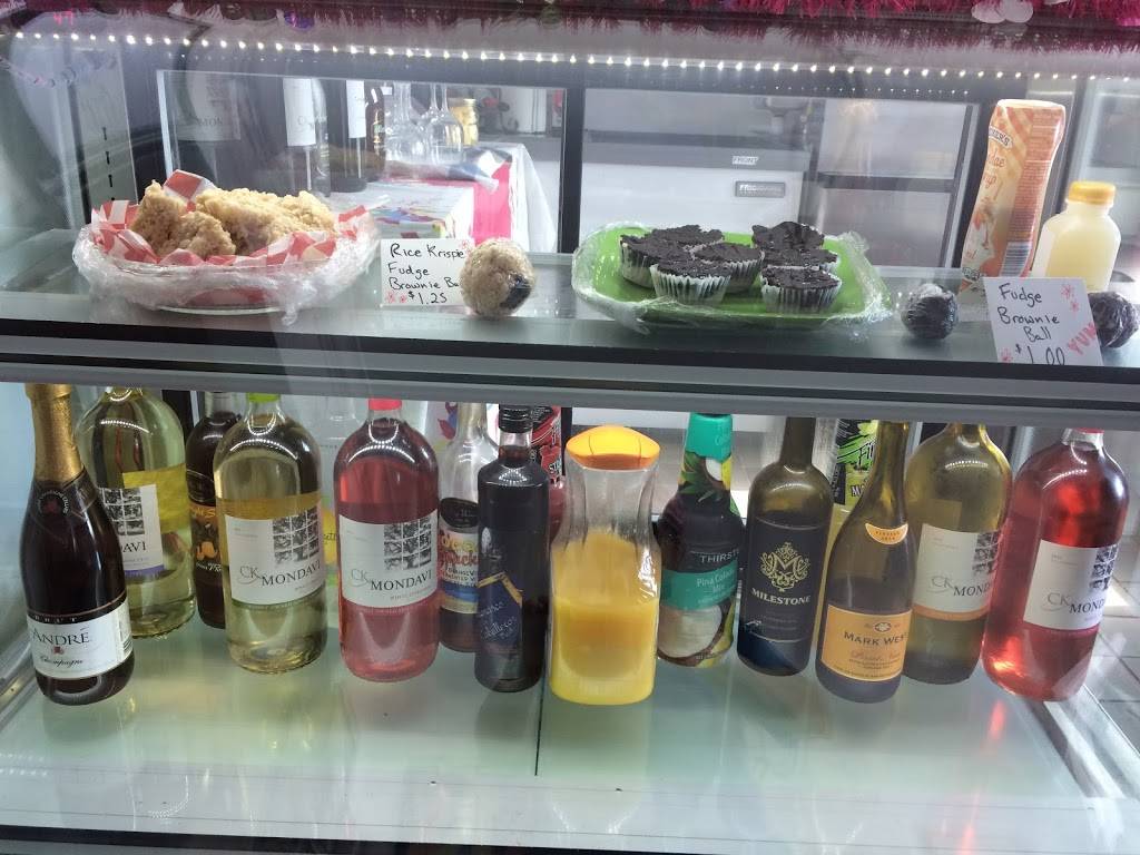 KC Que BBQ | restaurant | 310 E Tarpon Ave, Tarpon Springs, FL 34689, USA | 7277413355 OR +1 727-741-3355