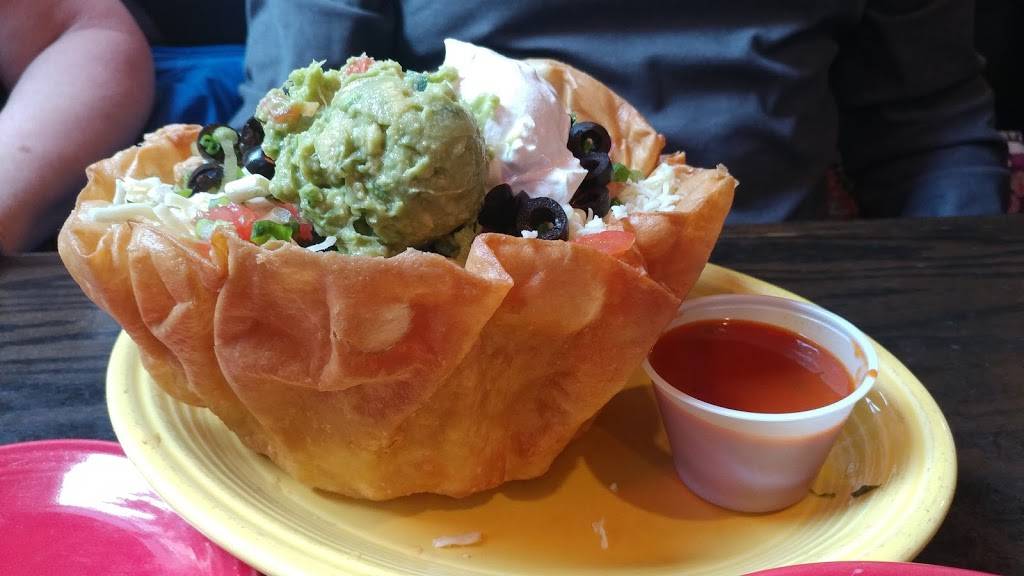 Front Street Cantina | restaurant | 15 W Jefferson Ave, Naperville, IL 60540, USA | 6303695218 OR +1 630-369-5218