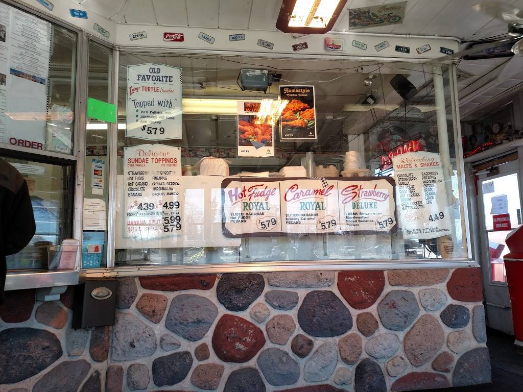 Kitts Frozen Custard | restaurant | 7000 W Capitol Dr, Milwaukee, WI 53216, USA | 4144611400 OR +1 414-461-1400