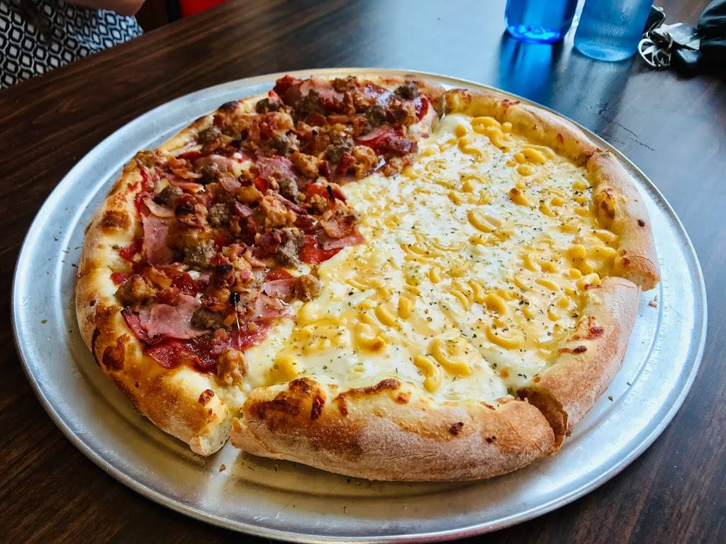 Vinnies Pizzaria | restaurant | 200 S Main St, Concord, NH 03301, USA | 6032247727 OR +1 603-224-7727