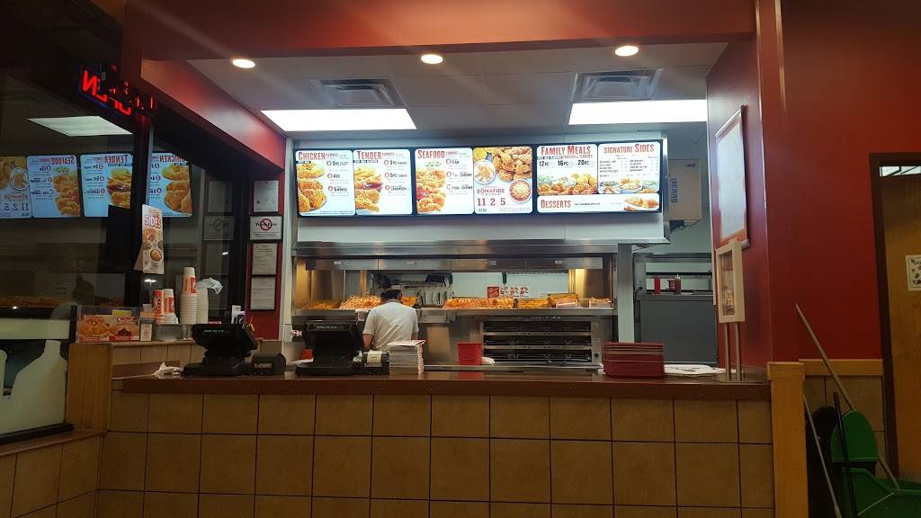 Popeyes Louisiana Kitchen | restaurant | 587 Hungerford Dr, Rockville, MD 20850, USA | 3013407304 OR +1 301-340-7304