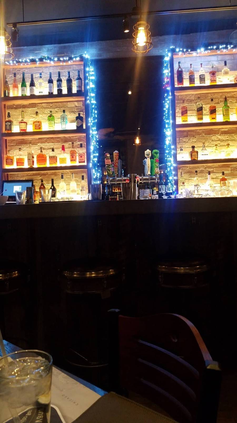 Taste of Havana | restaurant | 2529 N Milwaukee Ave, Chicago, IL 60647, USA | 3122731774 OR +1 312-273-1774