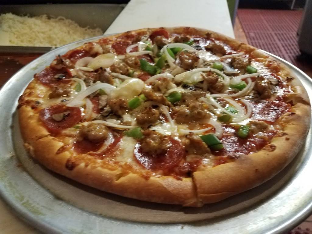 Topanga Pizza | restaurant | 22994 Ventura Blvd, Woodland Hills, CA 91364, USA | 8182224944 OR +1 818-222-4944