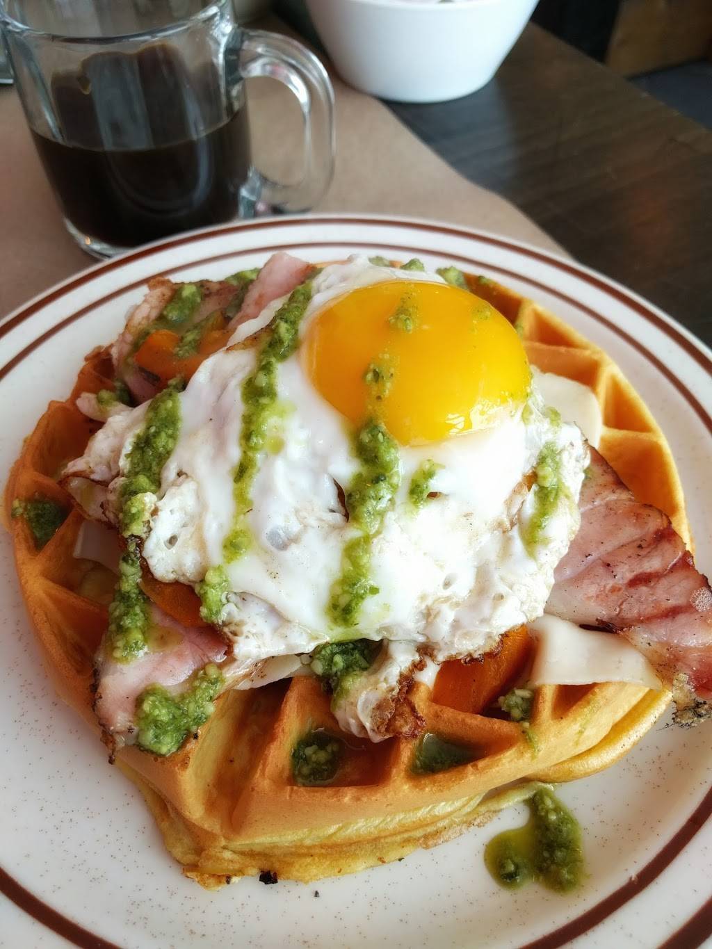 La Dinette à tacos | restaurant | 7066 Rue Sherbrooke E, Montréal, QC H1N 1E6, Canada | 4383867066 OR +1 438-386-7066