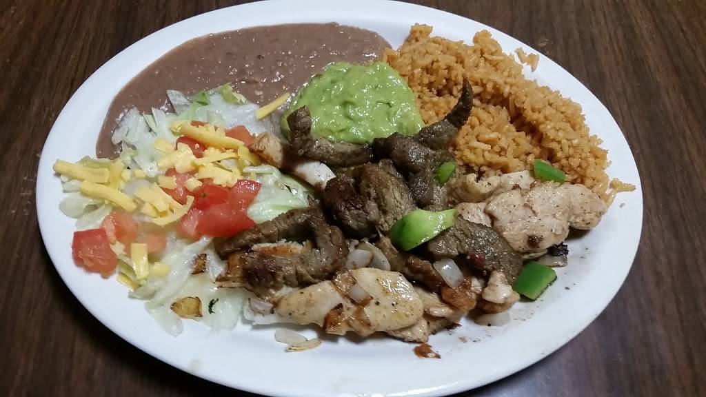 Mittman Fine Foods | restaurant | 1125 S Mittman St, San Antonio, TX 78210, USA | 2105323318 OR +1 210-532-3318