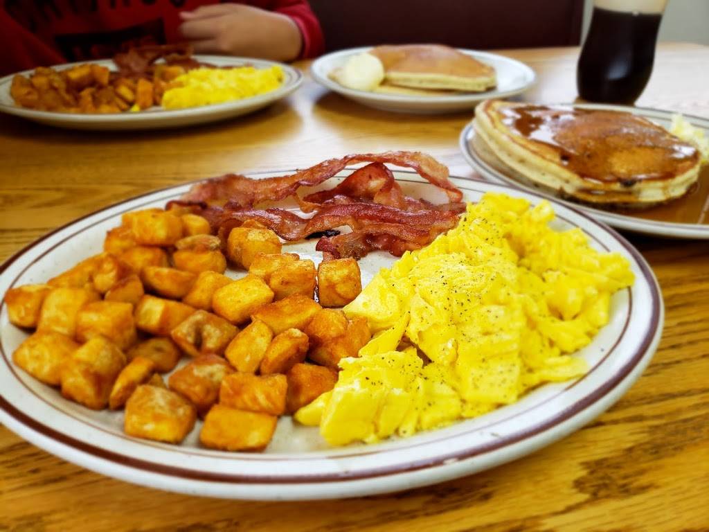 Rosies Family Restaurant | restaurant | 42753 N Ridge Rd, Elyria, OH 44035, USA | 4403246858 OR +1 440-324-6858