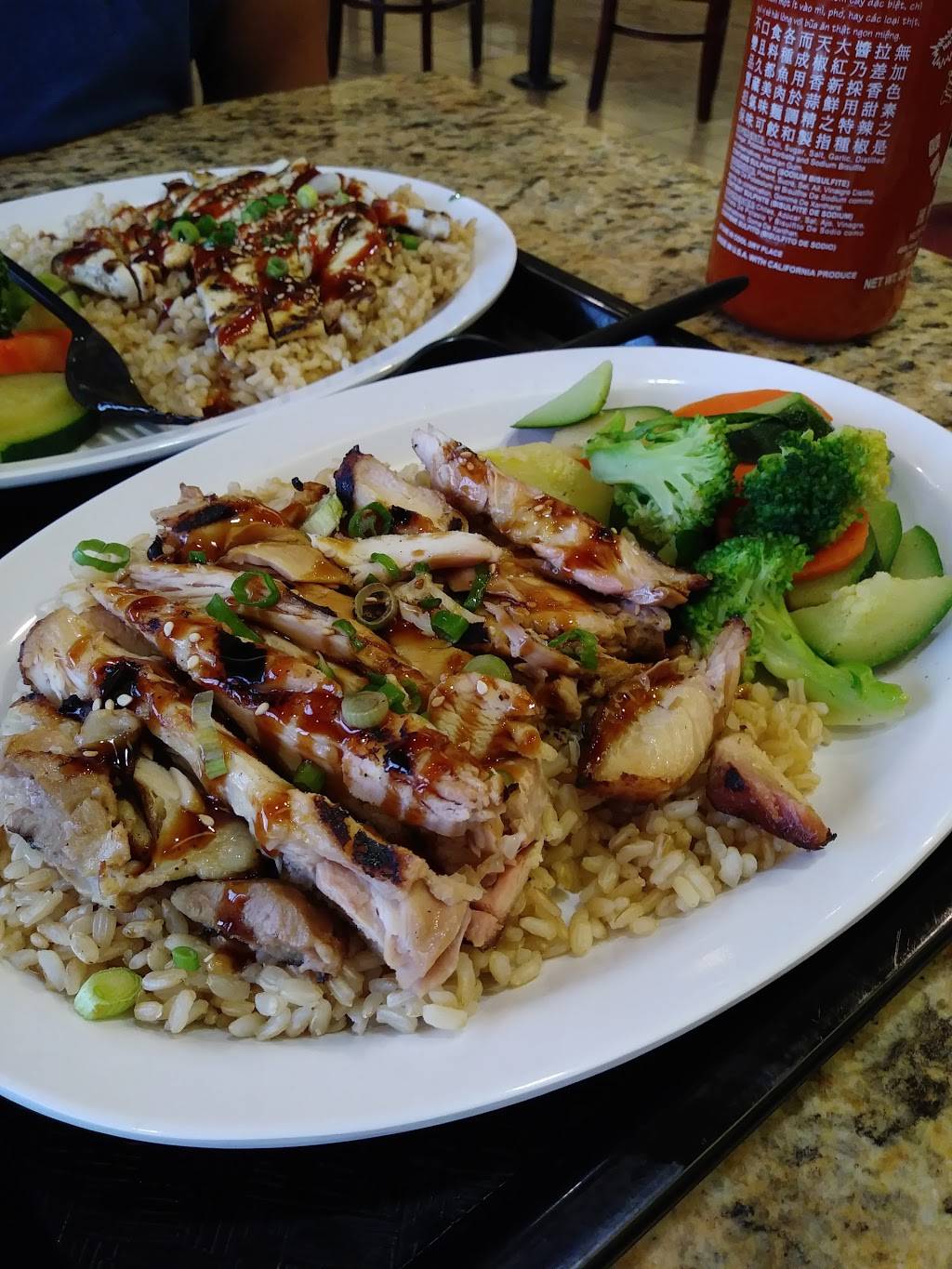 San Sai Japanese Grill | restaurant | 20042 Ventura Blvd, Woodland Hills, CA 91364, USA | 8187129759 OR +1 818-712-9759