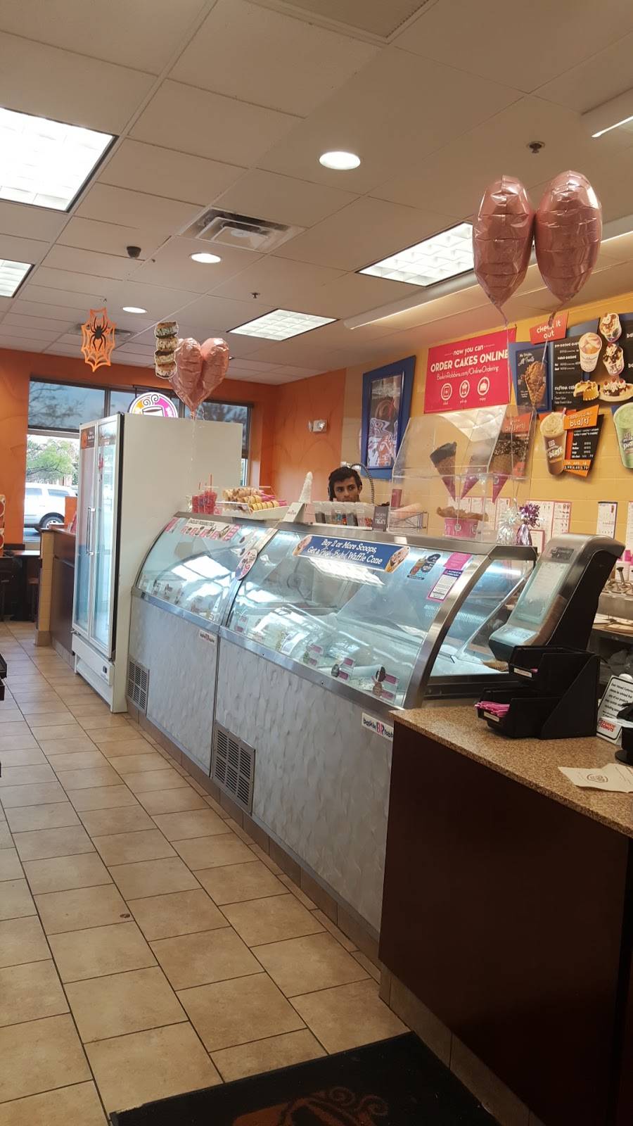 Dunkin Donuts | cafe | 1410 Waukegan Rd Suite 180, Glenview, IL 60025, USA | 8477243200 OR +1 847-724-3200