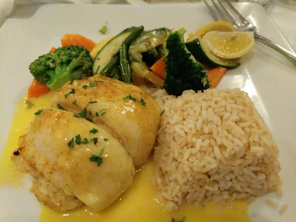 Finn MacCools | restaurant | 205 Main St, Port Washington, NY 11050, USA | 5169443439 OR +1 516-944-3439