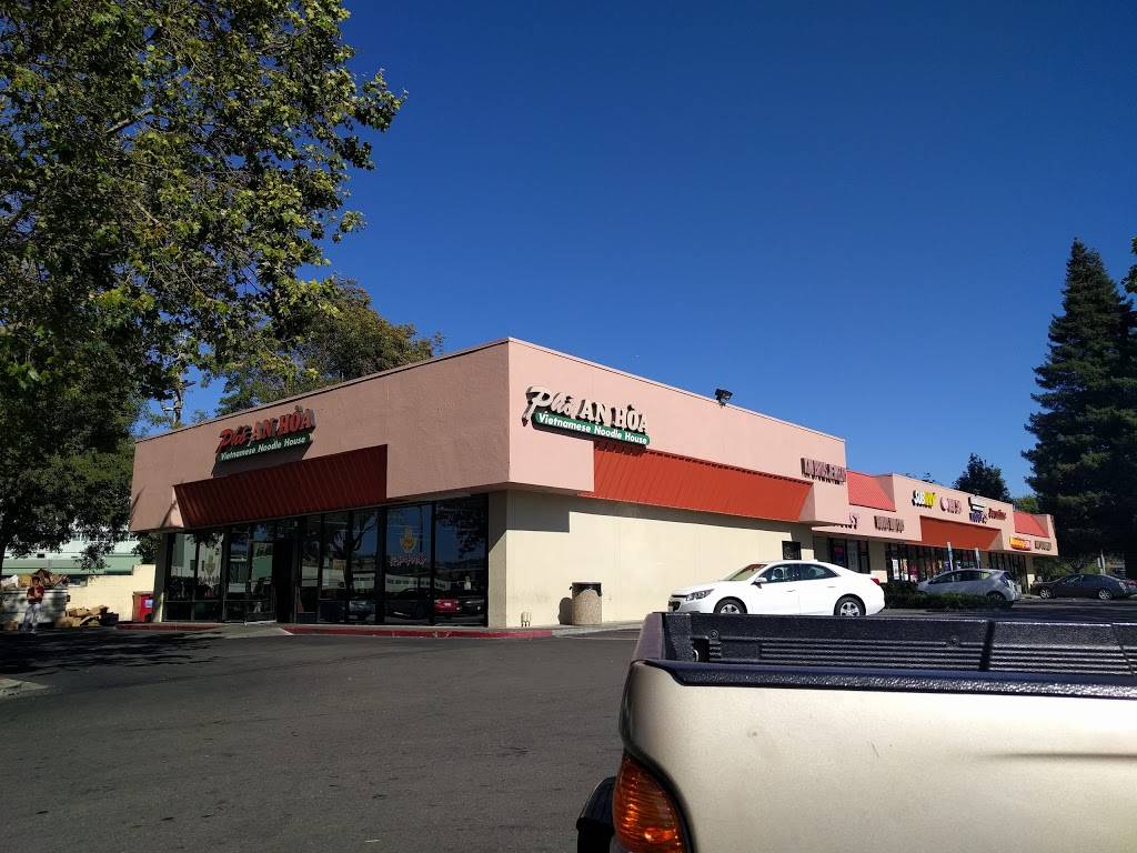 Pho An Hoa Noodle House | restaurant | 14391 Washington Ave, San Leandro, CA 94578, USA | 5103522728 OR +1 510-352-2728