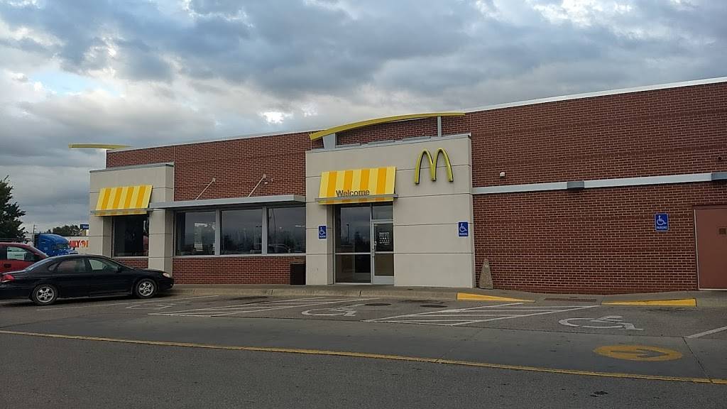 McDonalds | cafe | 2616 West 53rd St N, Wichita, KS 67204, USA | 3168329646 OR +1 316-832-9646