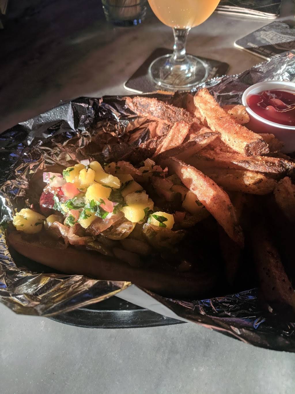 The Pitch Tavern | restaurant | 4015 Georgia Ave NW, Washington, DC 20011, USA | 2025605142 OR +1 202-560-5142