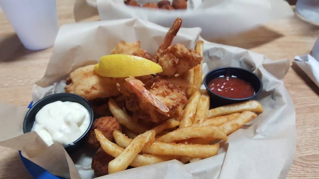 Paw Paws Catfish House | restaurant | 1014 Main St, Bastrop, TX 78602, USA | 5123219800 OR +1 512-321-9800