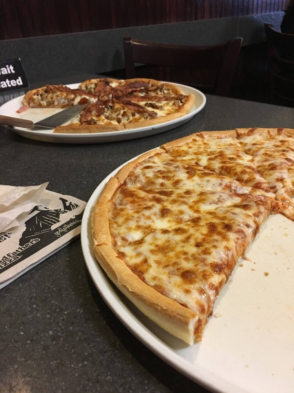 Godfathers Pizza | meal delivery | 5800 Wilmington Pike, Centerville, OH 45459, USA | 9374337777 OR +1 937-433-7777