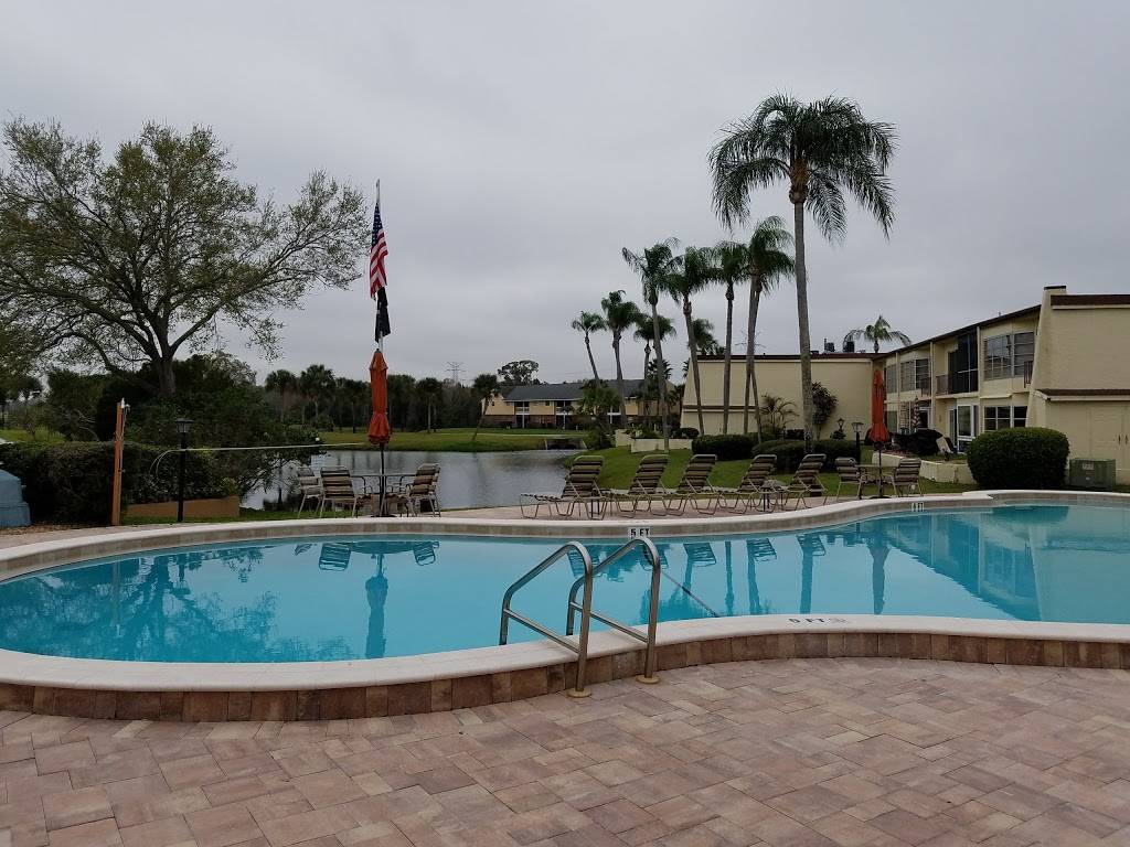 East Bay Country Club Special Events | restaurant | 702 Country Club Dr, Largo, FL 33771, USA | 7275847111 OR +1 727-584-7111