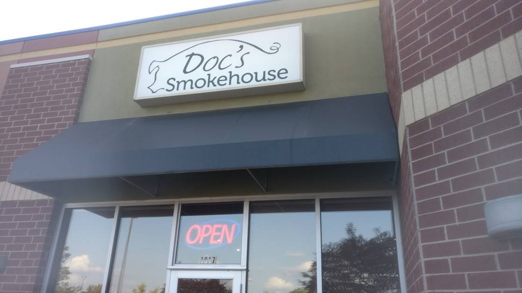 Docs Smokehouse & Catering | restaurant | 1017 Century Dr, Edwardsville, IL 62025, USA | 6186566060 OR +1 618-656-6060