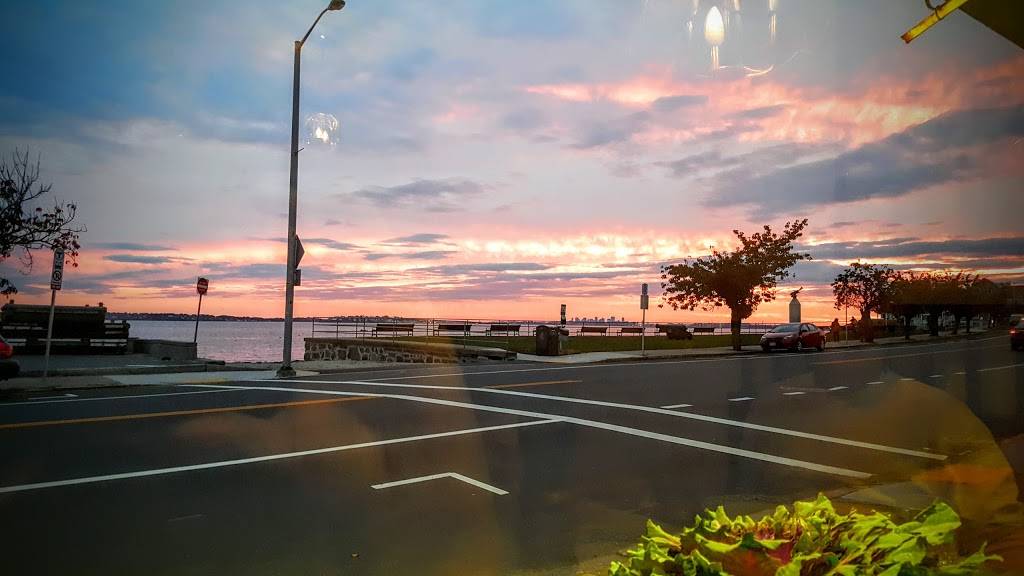 Thai Thani Restaurant | restaurant | 408 Humphrey St, Swampscott, MA 01907, USA | 7815961820 OR +1 781-596-1820