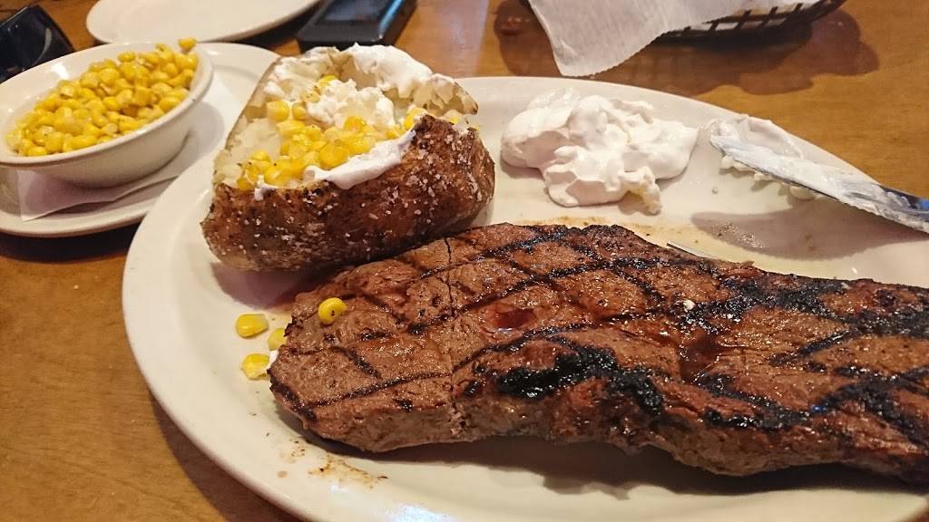 Texas Roadhouse | restaurant | 7035 Amin Dr, Chattanooga, TN 37421, USA | 4238998293 OR +1 423-899-8293