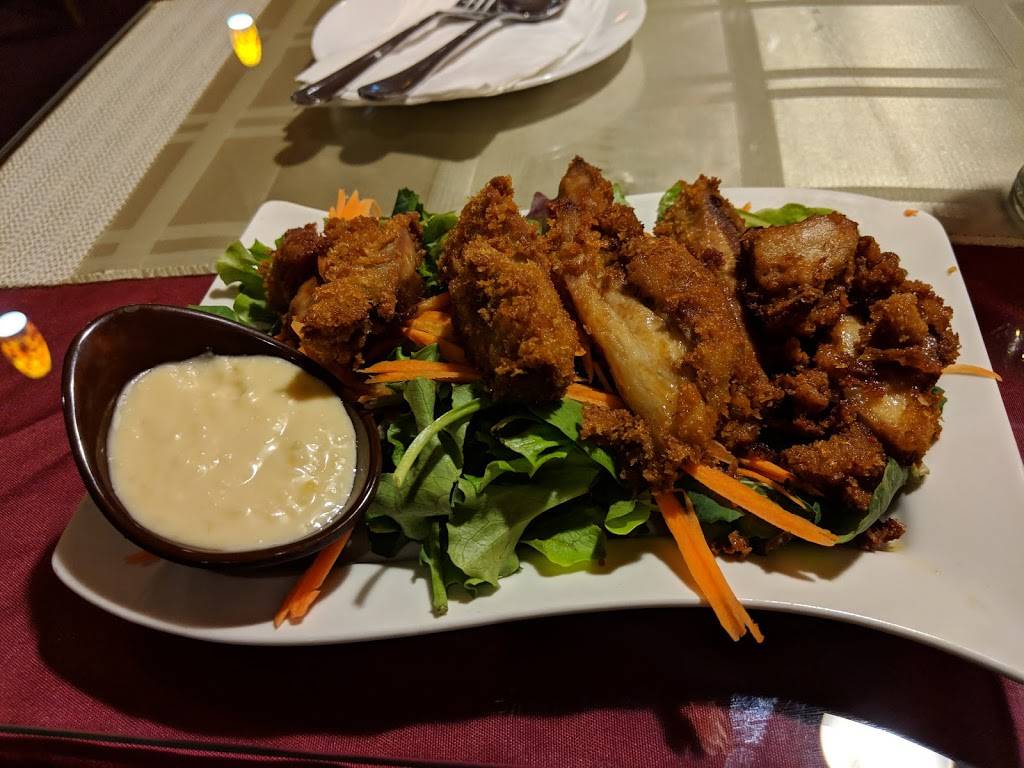 Thai Elephant Restaurant | restaurant | 16610 Lorain Ave, Cleveland, OH 44111, USA | 2166719999 OR +1 216-671-9999