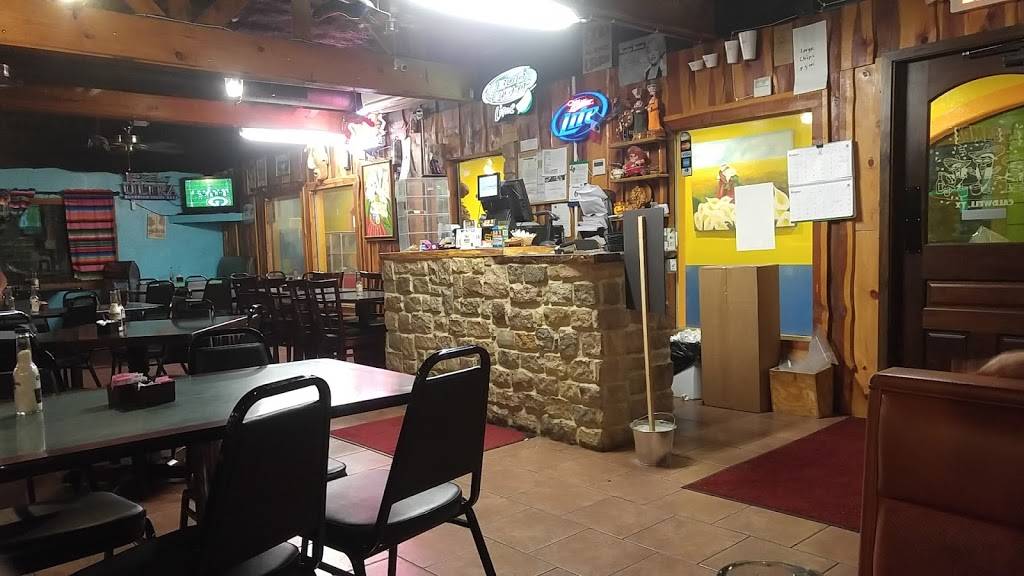La Bamba Mexican Grill | restaurant | 1976 TX-36, Caldwell, TX 77836, USA | 9795673750 OR +1 979-567-3750