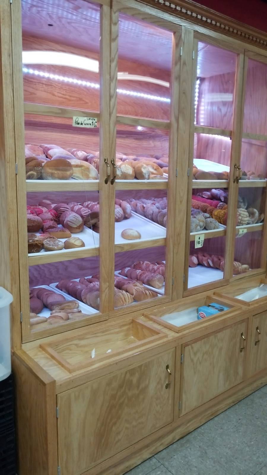 Peoples Choice | restaurant | 17 Market Square, Lynn, MA 01905, USA | 7815990491 OR +1 781-599-0491