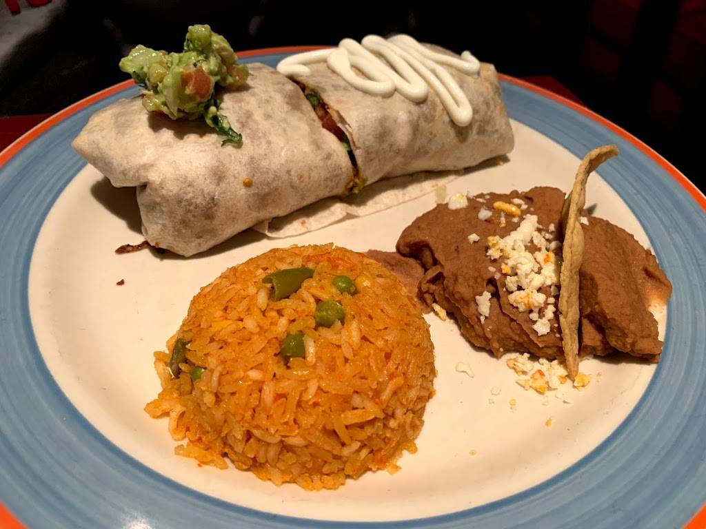 Lalos on maxwell | restaurant | 733 W Maxwell St, Chicago, IL 60607, USA | 3124559380 OR +1 312-455-9380