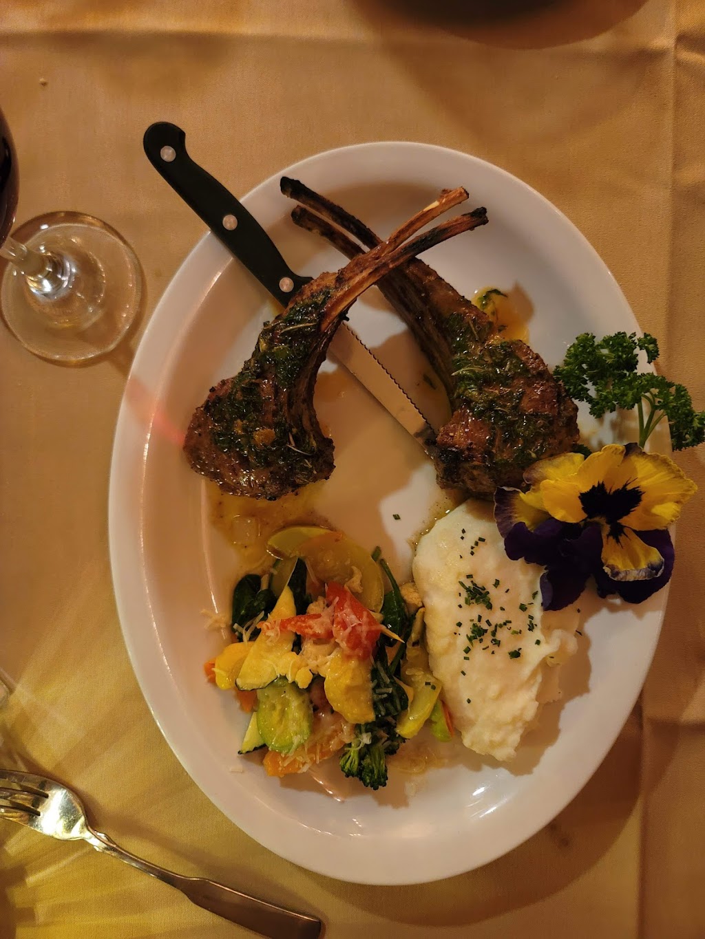 Arbor House Restaurant | restaurant | 103 W Wagner St, Talent, OR 97540, USA | 5415356817 OR +1 541-535-6817