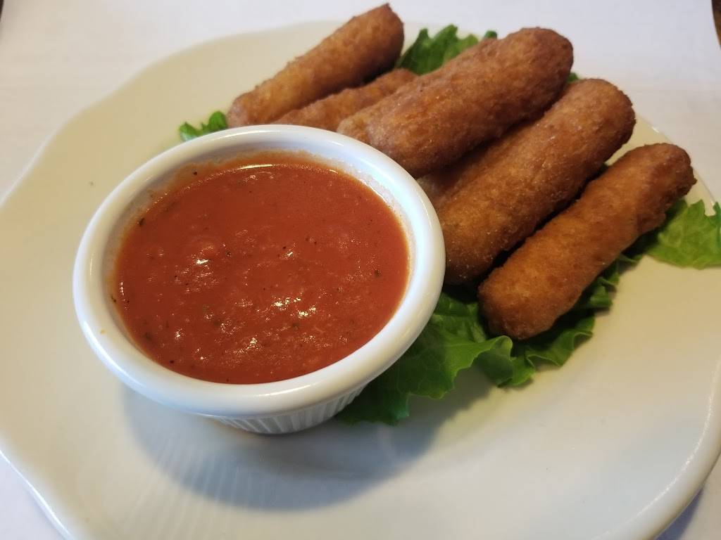 Stateline Pizza | restaurant | 340 N Elm St, Canaan, CT 06018, USA | 8608241554 OR +1 860-824-1554