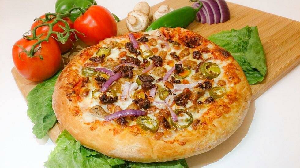 Celass Pizza | restaurant | 9419 N Cave Creek Rd, Phoenix, AZ 85020, USA | 6029443344 OR +1 602-944-3344
