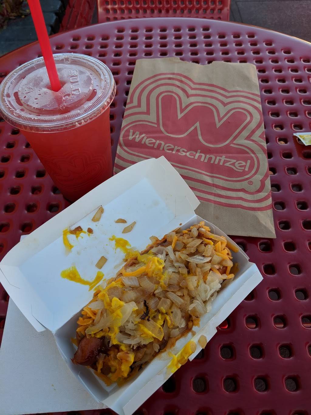 Wienerschnitzel | restaurant | 13872 Goldenwest St, Westminster, CA 92683, USA | 7148912382 OR +1 714-891-2382