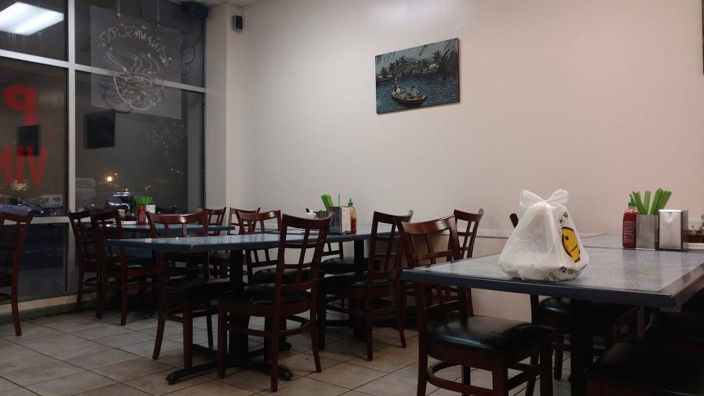 Pho Vinh Loi | restaurant | 5811 Leesburg Pike, Falls Church, VA 22041, USA | 7033790988 OR +1 703-379-0988