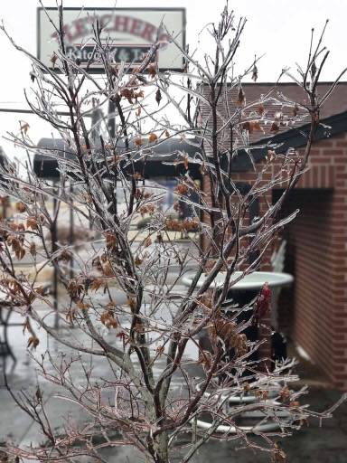 Fletchers Kitchen & Tap | restaurant | 6101 W Main St, Belleville, IL 62223, USA | 6182393317 OR +1 618-239-3317