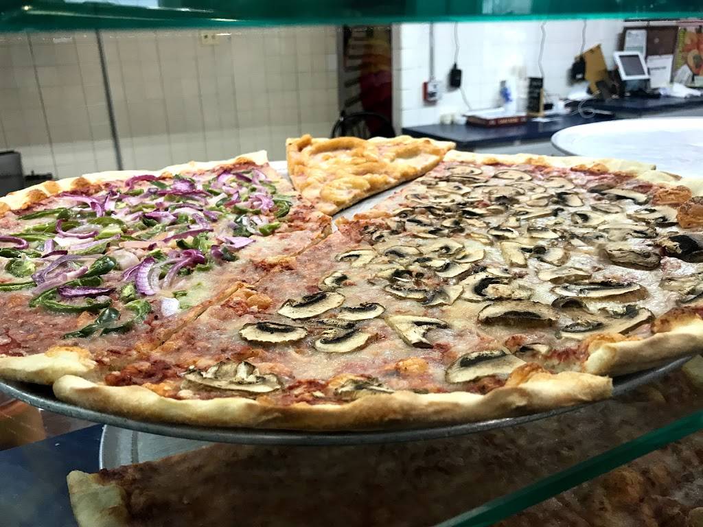 Zookini Pizza & Restaurant | restaurant | 60 Sicard St, New Brunswick, NJ 08901, USA | 7325456671 OR +1 732-545-6671