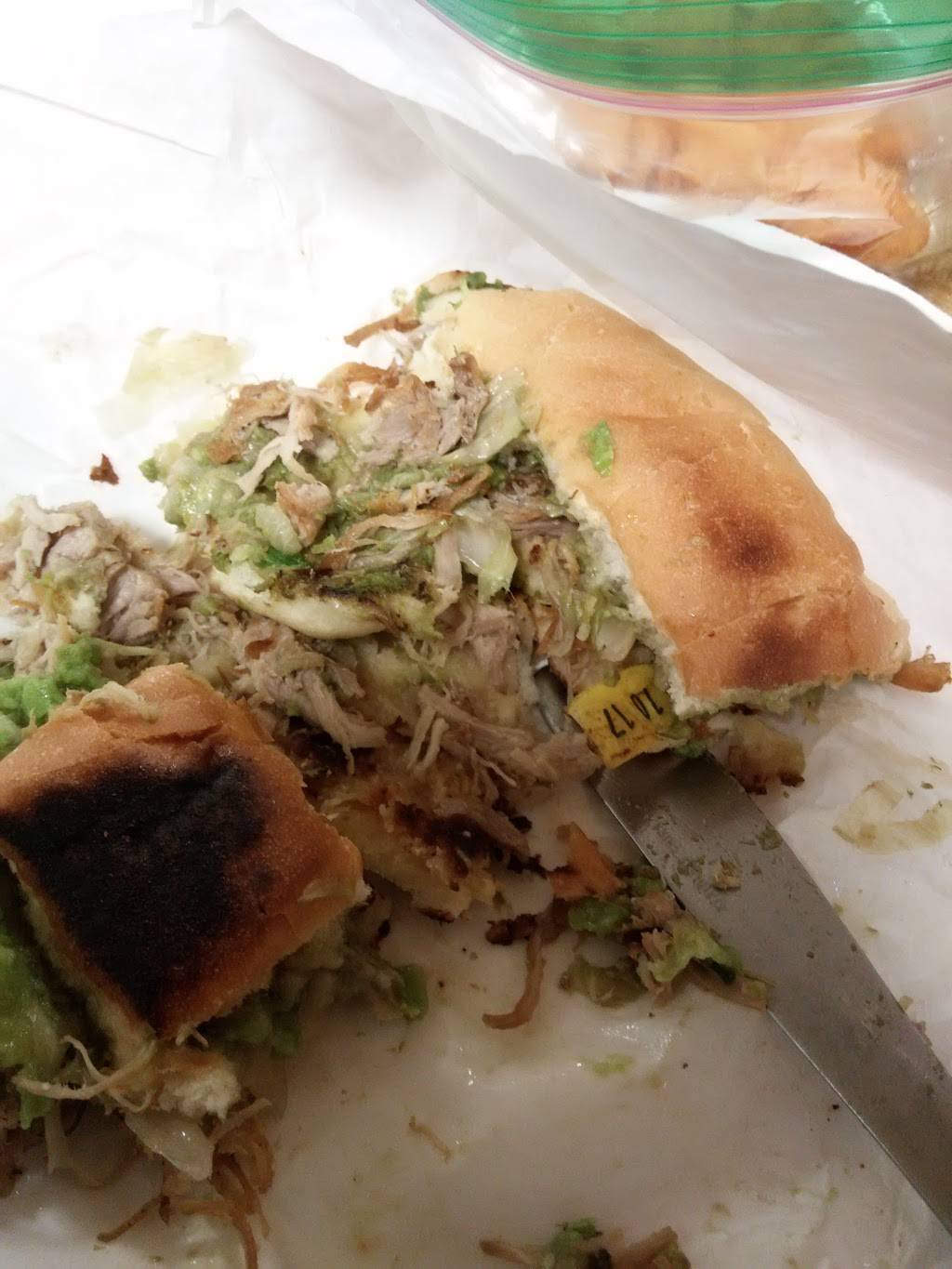 Viva Burrito | restaurant | 7550 N Pecos St, Denver, CO 80221, USA | 3034127391 OR +1 303-412-7391