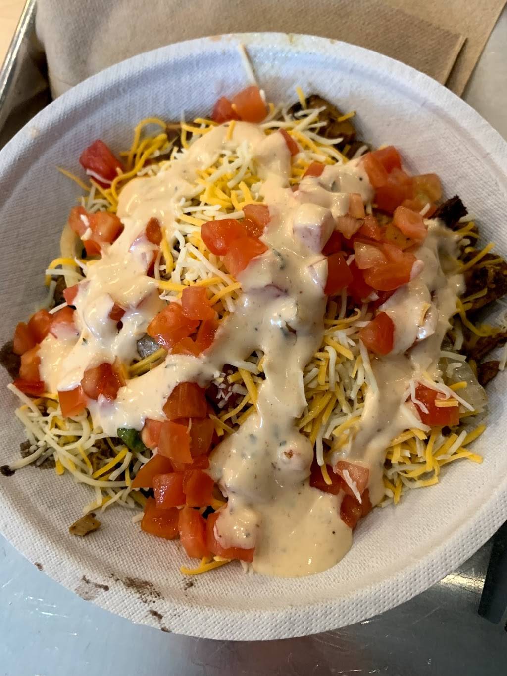 Salsaritas Fresh Mexican Grill | restaurant | 2908 Oak Lake Blvd, Charlotte, NC 28208, USA | 7043299320 OR +1 704-329-9320