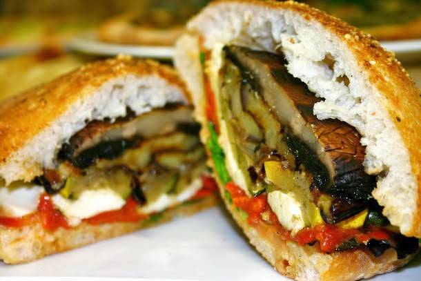 Ginos Trattoria | restaurant | 597 US-6, Mahopac, NY 10541, USA | 8456281911 OR +1 845-628-1911