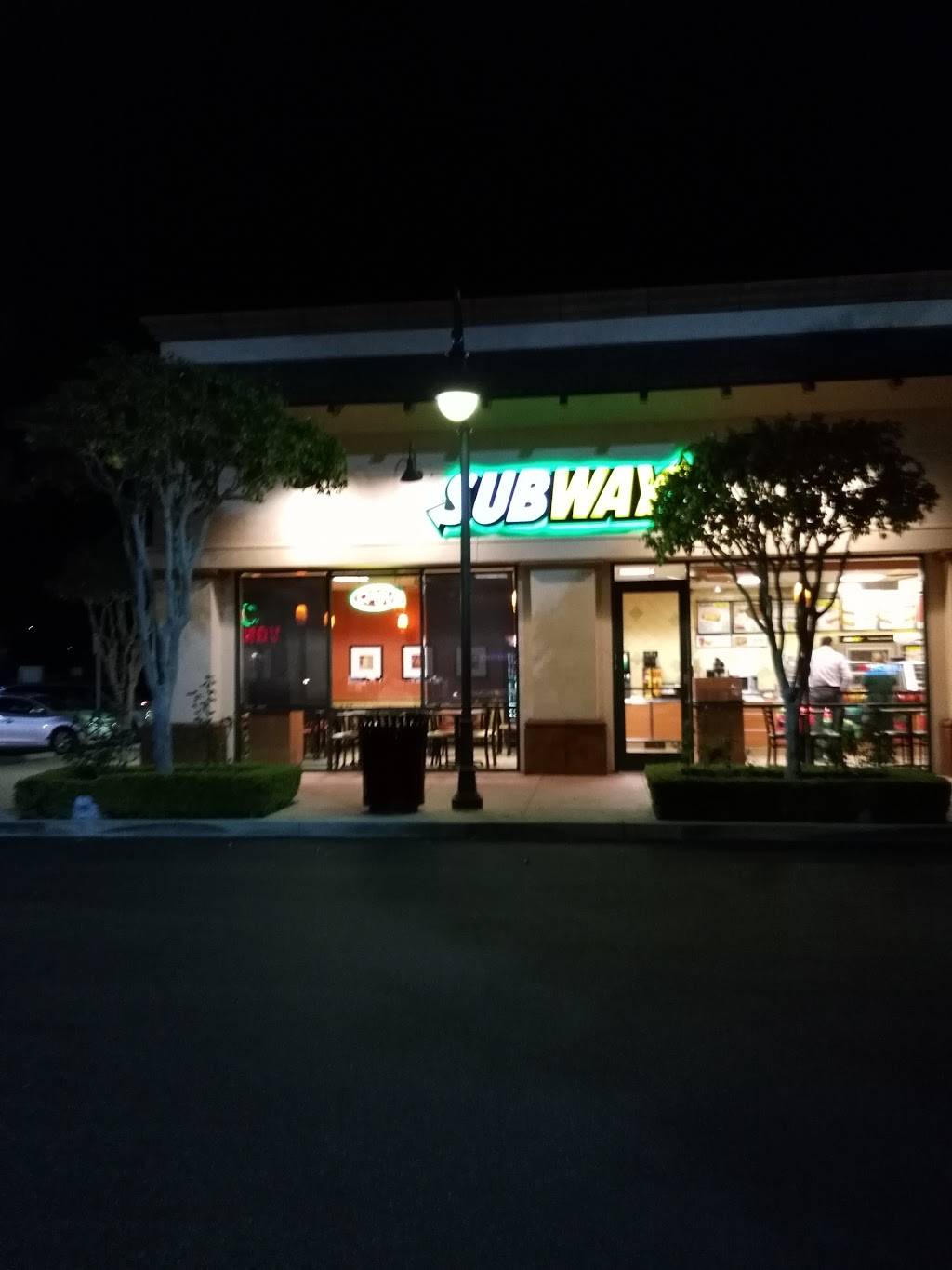 Subway | restaurant | 6120 Telegraph Rd, Ventura, CA 93003, USA | 8056582891 OR +1 805-658-2891