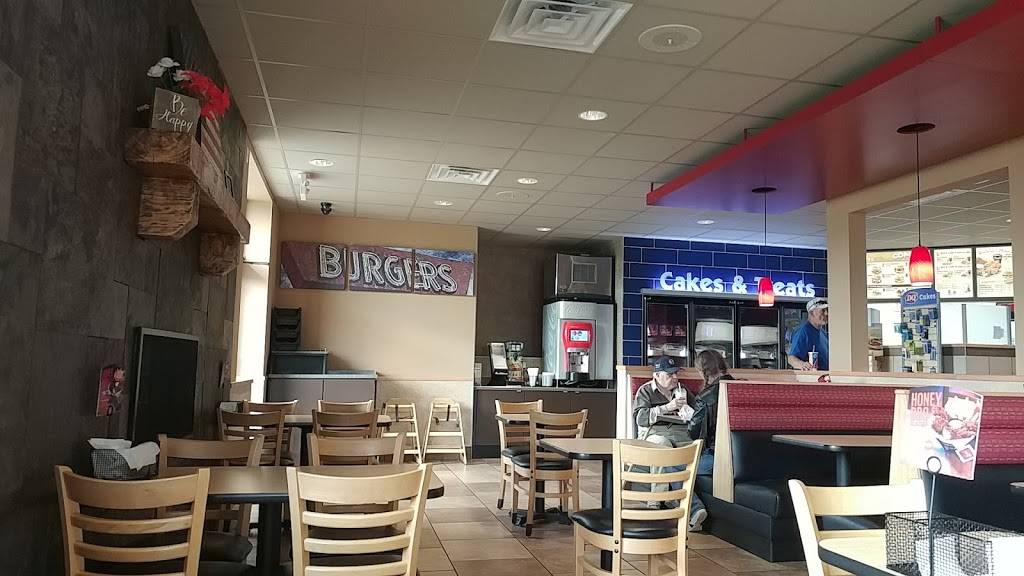 Dairy Queen Grill & Chill | restaurant | 100 Church Hill Rd, Somerset, WI 54025, USA | 7152475428 OR +1 715-247-5428