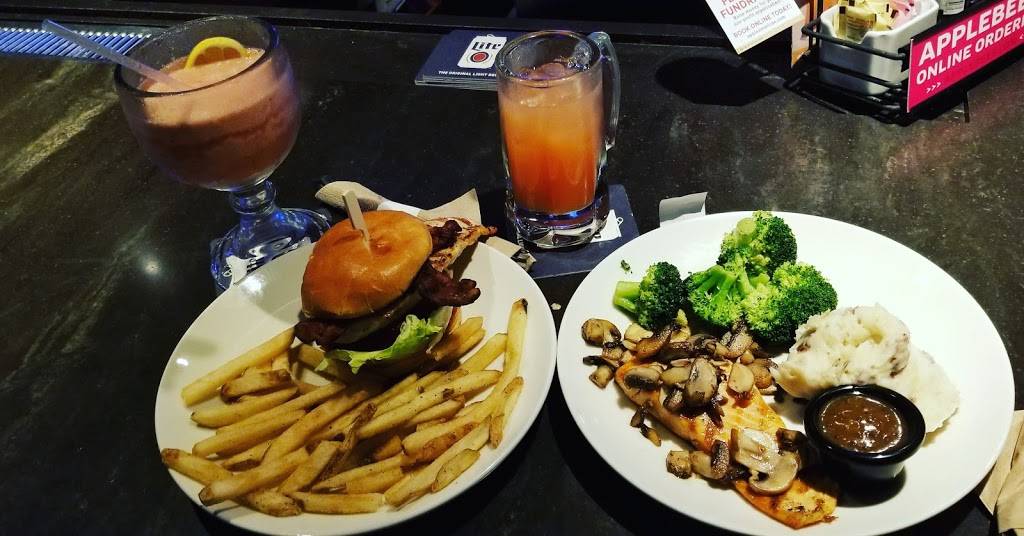 Applebees Grill + Bar | restaurant | 1415 S Bradley Rd, Santa Maria, CA 93454, USA | 8059226633 OR +1 805-922-6633