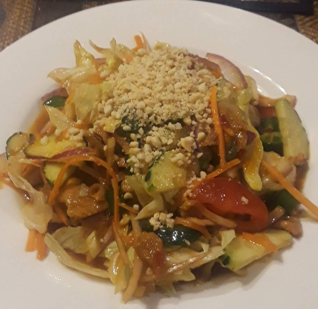 Sticky Rice | restaurant | 415 N Neil St, Champaign, IL 61802, USA | 2179541929 OR +1 217-954-1929