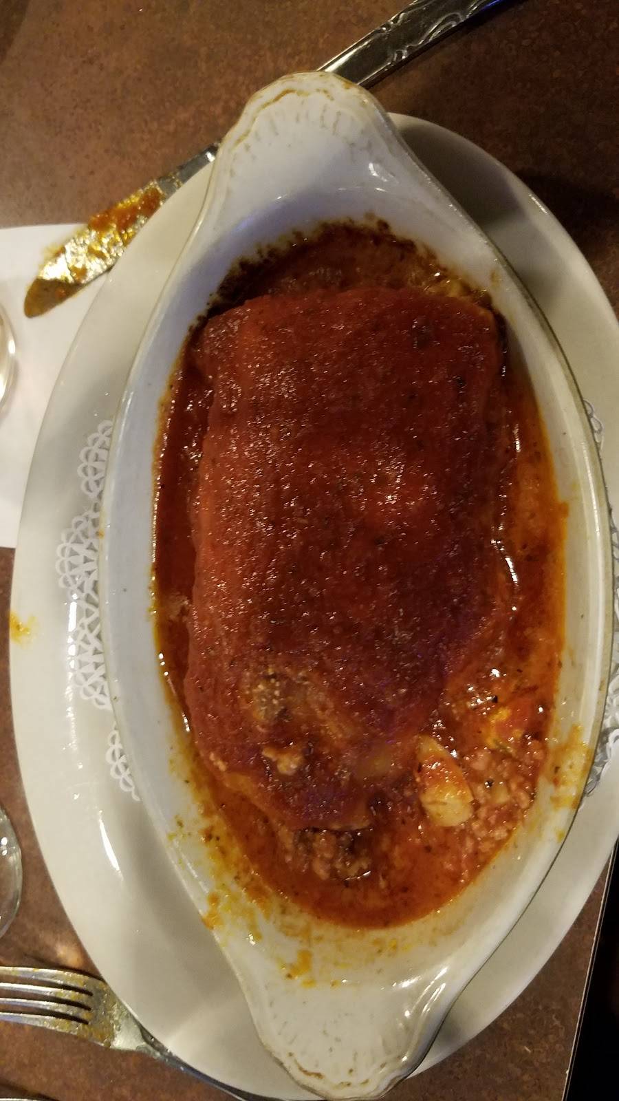 Vonas | restaurant | 9 Willow St, Oswego, NY 13126, USA | 3153438710 OR +1 315-343-8710