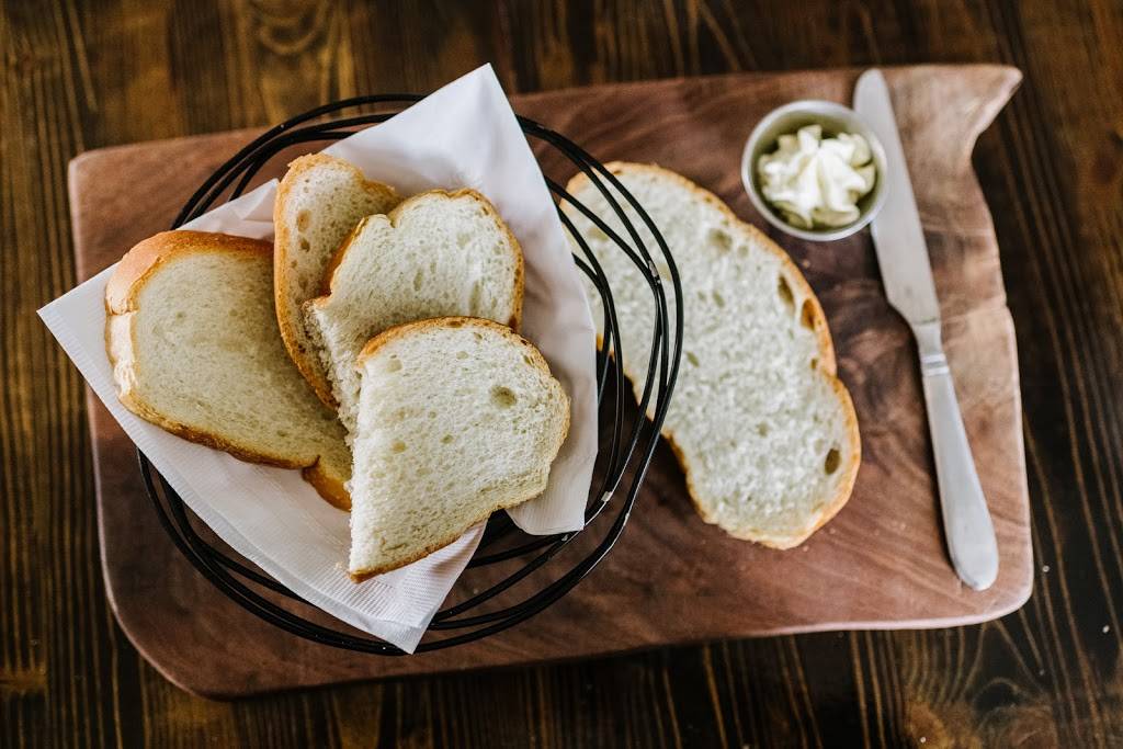 Casa Mia Ristorante | restaurant | 523 Notre Dame St, Belle River, ON N0R 1A0, Canada | 5197282224 OR +1 519-728-2224