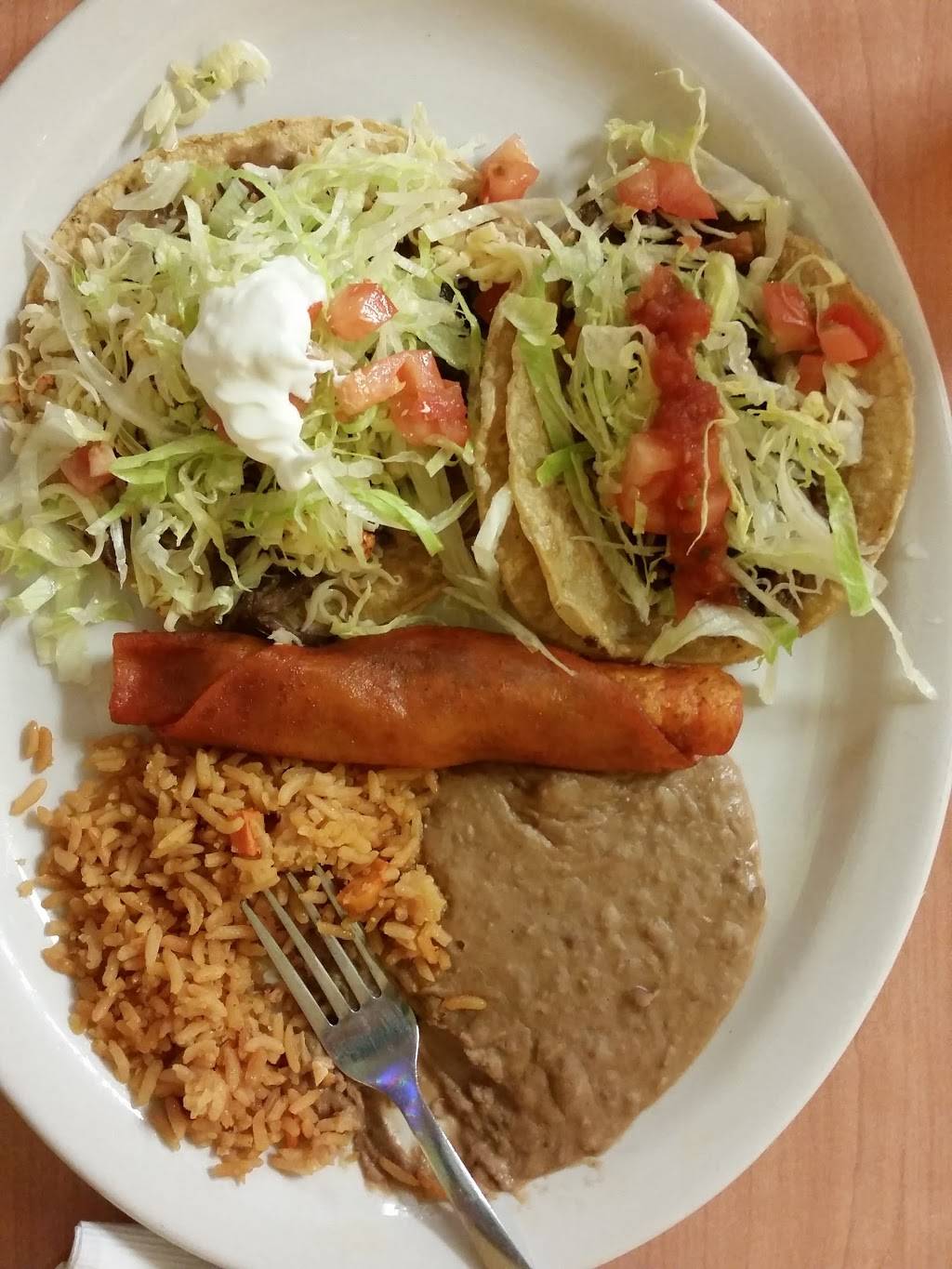 Los Charros | restaurant | 3912 Archer Dr, East Moline, IL 61244, USA | 3097551111 OR +1 309-755-1111