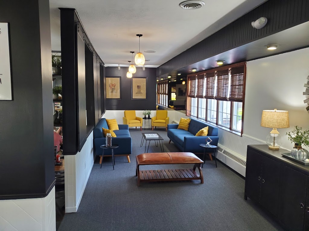 Christys Cafe | restaurant | 109 Van Brunt St, Moscow, PA 18444, USA | 5708436645 OR +1 570-843-6645