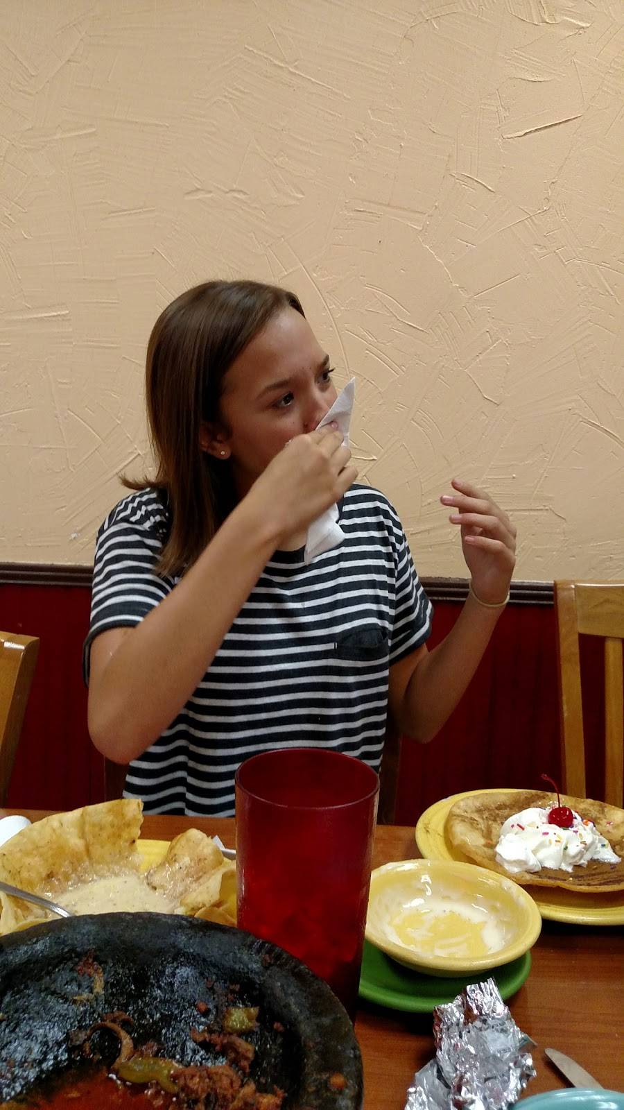 El-Cazador Mexican Restaurant | restaurant | 619 Veterans Pkwy S, Moultrie, GA 31788, USA | 2299851319 OR +1 229-985-1319