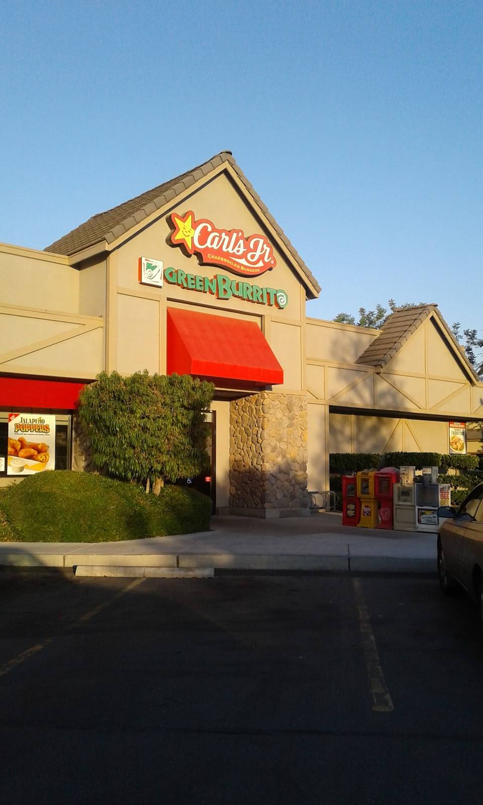 Carls Jr. | restaurant | 949 Sierra St, Kingsburg, CA 93631, USA | 5598978719 OR +1 559-897-8719