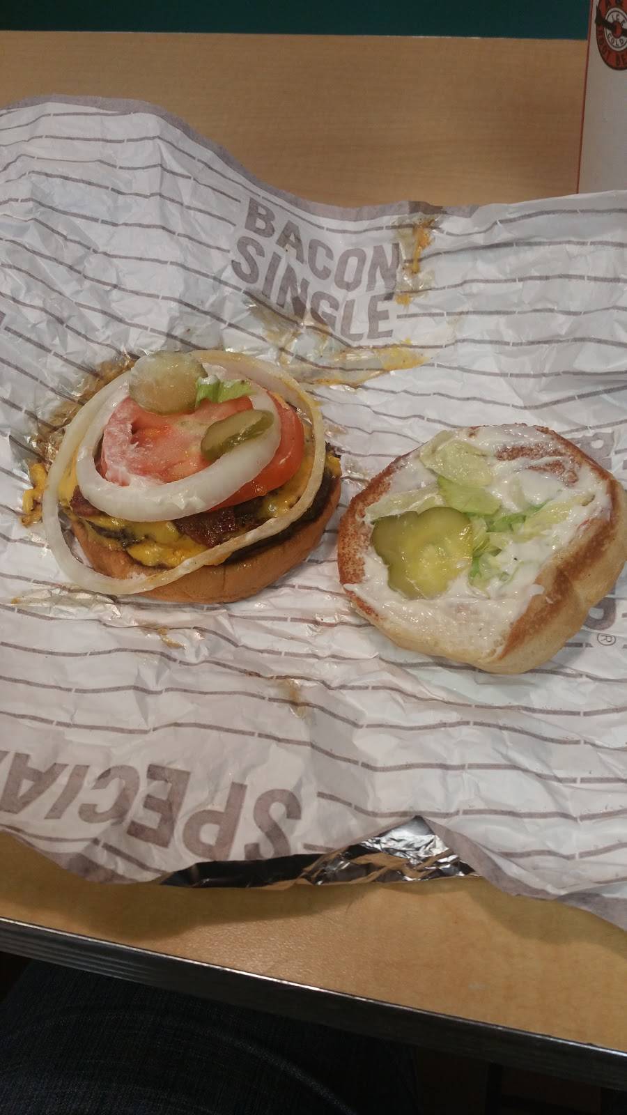 Long John Silvers | restaurant | 2440 Commercial Way, Spring Hill, FL 34606, USA | 3526884428 OR +1 352-688-4428